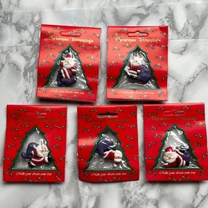 Vintage Santa Pin / Brooch lot in Packages LOT OF 5 PC.